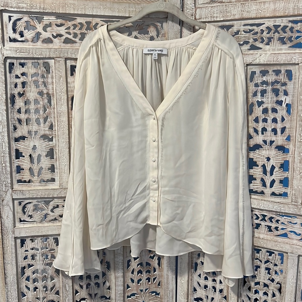 Elizabeth And James Cream Button Up Blouse, Size Small